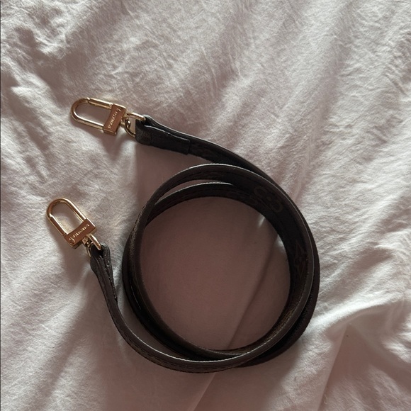 designer inspired - Picture 2 of 3